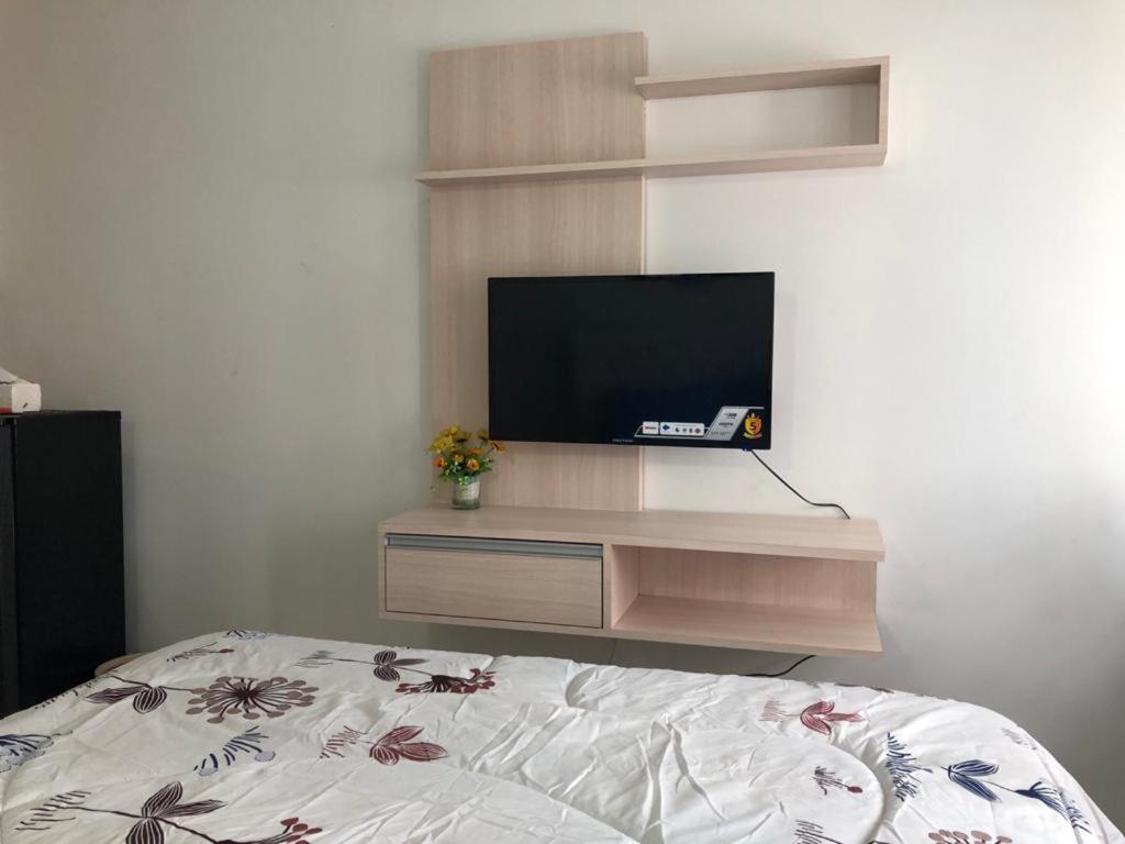 Apartment Grand Sentraland Karawang Manage By Laguna Room エクステリア 写真