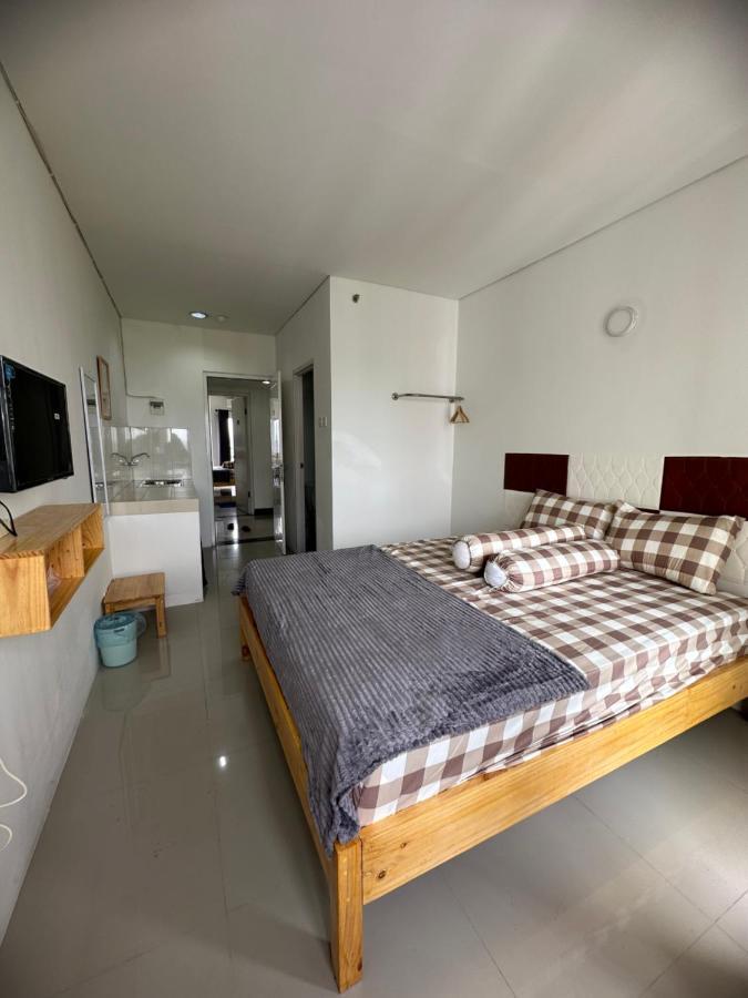 Apartment Grand Sentraland Karawang Manage By Laguna Room エクステリア 写真