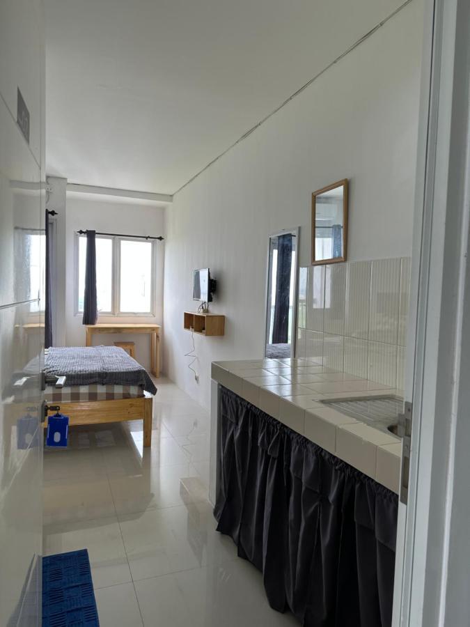 Apartment Grand Sentraland Karawang Manage By Laguna Room エクステリア 写真