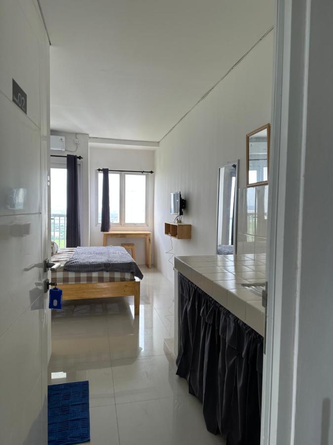 Apartment Grand Sentraland Karawang Manage By Laguna Room エクステリア 写真